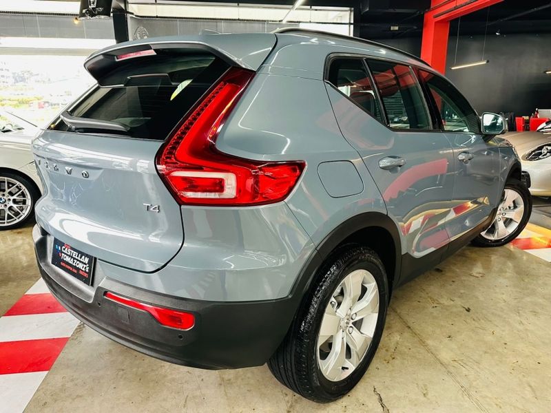 Volvo XC40 2.0 T4 GASOLINA GEARTRONIC 2020/2020 CASTELLAN E TOMAZONI MOTORS CAXIAS DO SUL / Carros no Vale Volvo XC40 2.0 T4 GASOLINA GEARTRONIC 2020/2020 CASTELLAN E TOMAZONI MOTORS CAXIAS DO SUL / Carros no Vale
