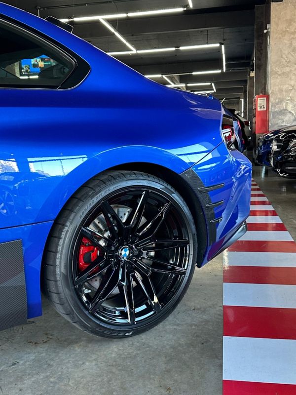 BMW M2 3.0 I6 TWINTURBO GASOLINA COUPÉ TRACK M STEPTRONIC 2025/2025 CASTELLAN E TOMAZONI MOTORS CAXIAS DO SUL / Carros no Vale