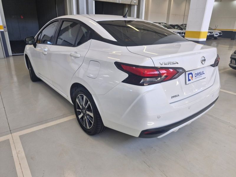 Nissan VERSA 1.6 16V FLEX ADVANCE XTRONIC 2020/2021 DRSUL SEMINOVOS CAXIAS DO SUL – LAJEADO – SANTA CRUZ DO SUL / Carros no Vale