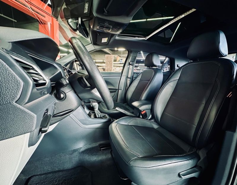 Volkswagen T-CROSS 1.4 250 TSI TOTAL FLEX HIGHLINE AUTOMÁTICO 2022/2022 CASTELLAN E TOMAZONI MOTORS CAXIAS DO SUL / Carros no Vale