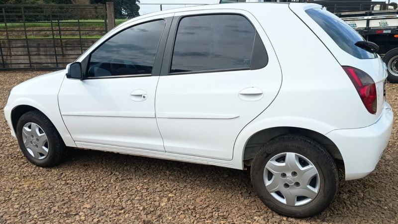 Chevrolet CELTA 1.0 MPFI LT 8V FLEX 4P MANUAL 2014/2015 CAMINHÕES & CAMIONETAS PASSO FUNDO / Carros no Vale