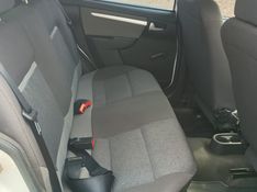 Chevrolet CELTA 1.0 MPFI LT 8V FLEX 4P MANUAL 2014/2015 CAMINHÕES & CAMIONETAS PASSO FUNDO / Carros no Vale