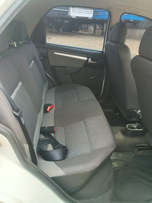 Chevrolet CELTA 1.0 MPFI LT 8V FLEX 4P MANUAL 2014/2015 CAMINHÕES & CAMIONETAS PASSO FUNDO / Carros no Vale