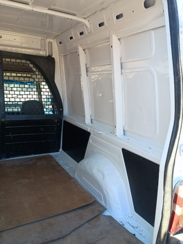 Fiat FIORINO 1.3 MPI FURGÃO 8V FLEX 2P MANUAL 2013/2013 CAMINHÕES & CAMIONETAS PASSO FUNDO / Carros no Vale