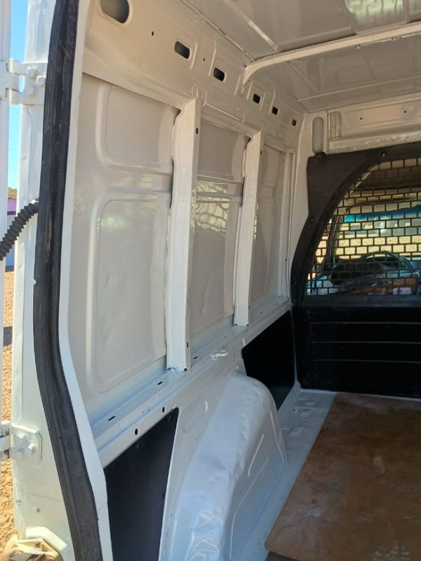 Fiat FIORINO 1.3 MPI FURGÃO 8V FLEX 2P MANUAL 2013/2013 CAMINHÕES & CAMIONETAS PASSO FUNDO / Carros no Vale