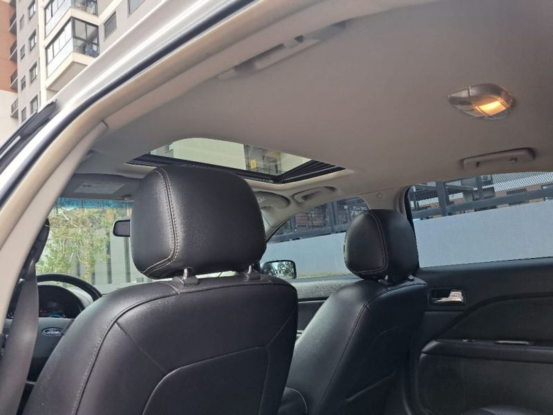 Ford FUSION 2.5 SEL 16V GASOLINA 4P AUTOMÁTICO 2012/2012 CAMINHÕES & CAMIONETAS PASSO FUNDO / Carros no Vale