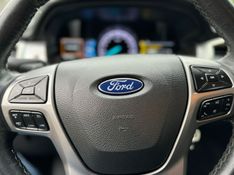 Ford RANGER 3.2 XLT 4X4 CD 20V DIESEL 4P AUTOMÁTICO 2019/2020 CAMINHÕES & CAMIONETAS PASSO FUNDO / Carros no Vale