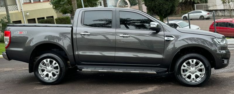 Ford RANGER 3.2 XLT 4X4 CD 20V DIESEL 4P AUTOMÁTICO 2019/2020 CAMINHÕES & CAMIONETAS PASSO FUNDO / Carros no Vale