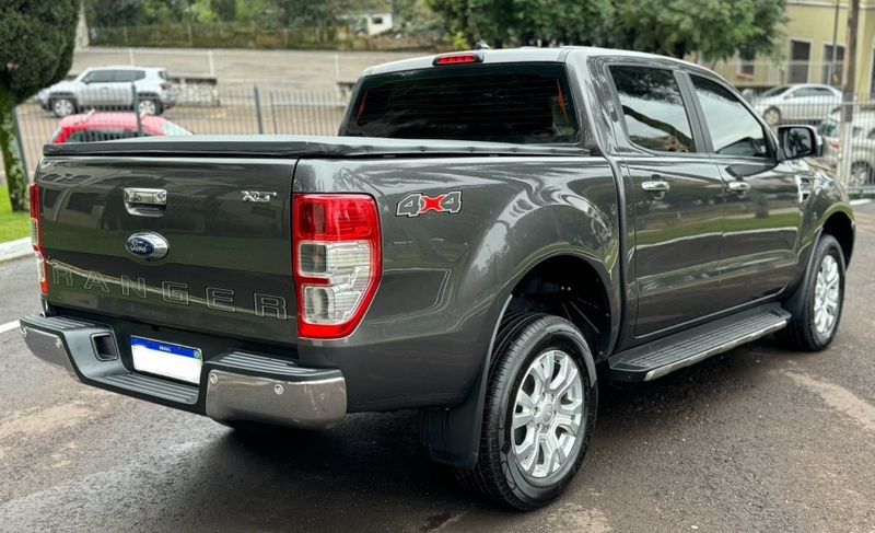 Ford RANGER 3.2 XLT 4X4 CD 20V DIESEL 4P AUTOMÁTICO 2019/2020 CAMINHÕES & CAMIONETAS PASSO FUNDO / Carros no Vale
