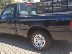 Ford RANGER 4.0 XL 4X2 CS V6 12V GASOLINA 2P MANUAL 1997/1997 CAMINHÕES & CAMIONETAS PASSO FUNDO / Carros no Vale