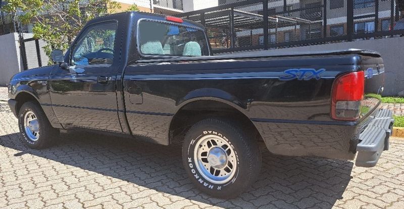 Ford RANGER 4.0 XL 4X2 CS V6 12V GASOLINA 2P MANUAL 1997/1997 CAMINHÕES & CAMIONETAS PASSO FUNDO / Carros no Vale