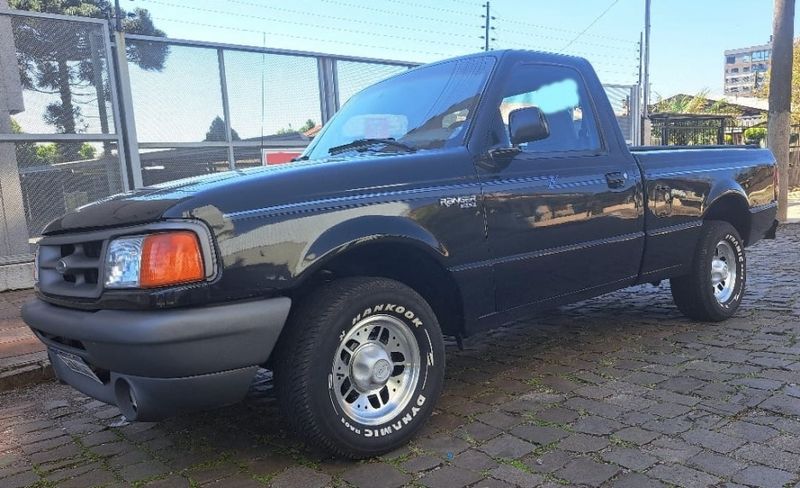 Ford RANGER 4.0 XL 4X2 CS V6 12V GASOLINA 2P MANUAL 1997/1997 CAMINHÕES & CAMIONETAS PASSO FUNDO / Carros no Vale