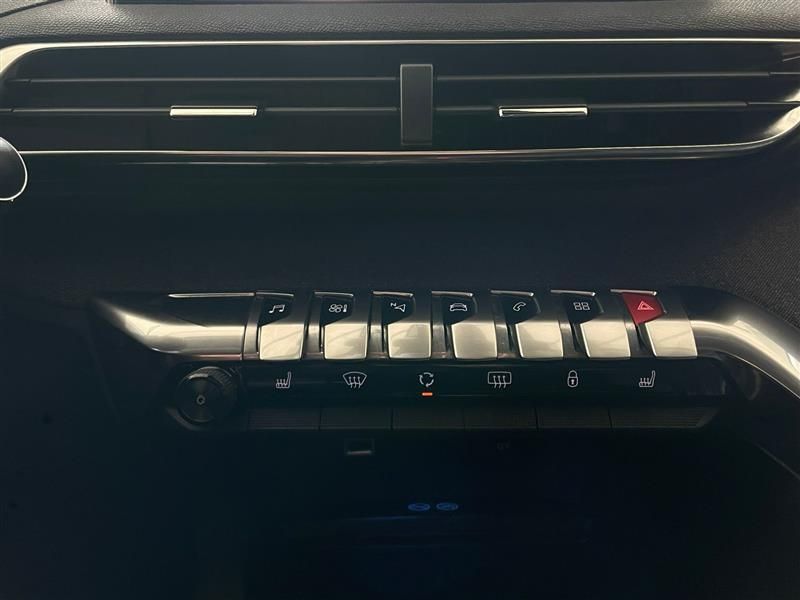 Peugeot 3008 1.6 GRIFFE PACK THP 16V GASOLINA 4P AUTOMÁTICO 2019/2020 DRSUL SEMINOVOS CAXIAS DO SUL – LAJEADO – SANTA CRUZ DO SUL / Carros no Vale