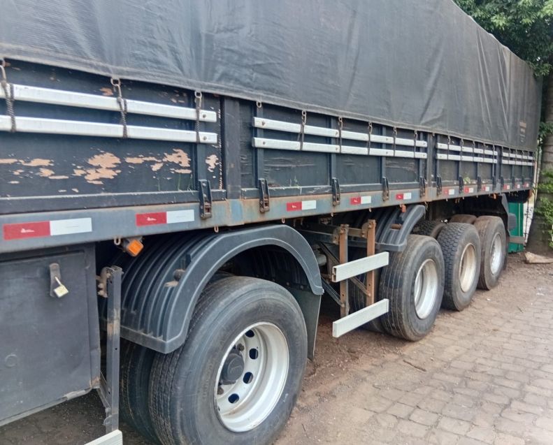 Recrusul Rodotrem Recrosul 4 Eixos 2019/2019 CAMINHÕES & CAMIONETAS PASSO FUNDO / Carros no Vale