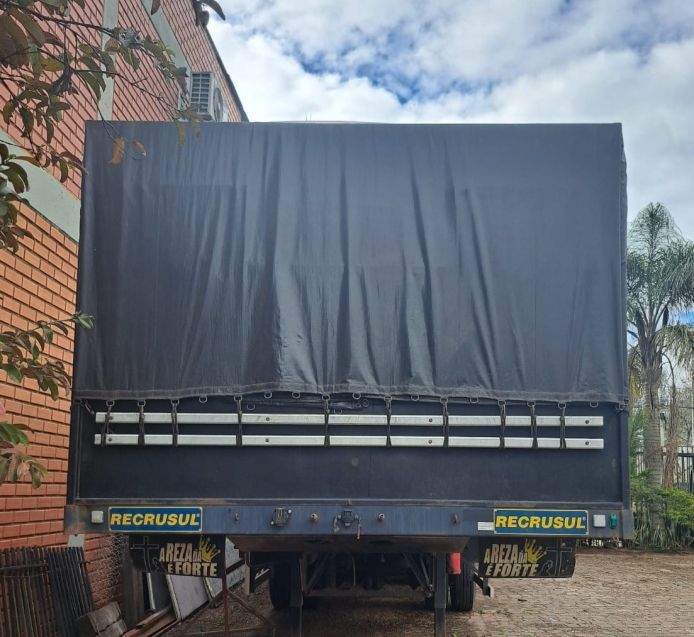 Recrusul Rodotrem Recrosul 4 Eixos 2019/2019 CAMINHÕES & CAMIONETAS PASSO FUNDO / Carros no Vale