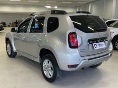 Renault DUSTER 1.6 16V SCE FLEX DYNAMIQUE MANUAL 2016/2017 DRSUL SEMINOVOS CAXIAS DO SUL – LAJEADO – SANTA CRUZ DO SUL / Carros no Vale