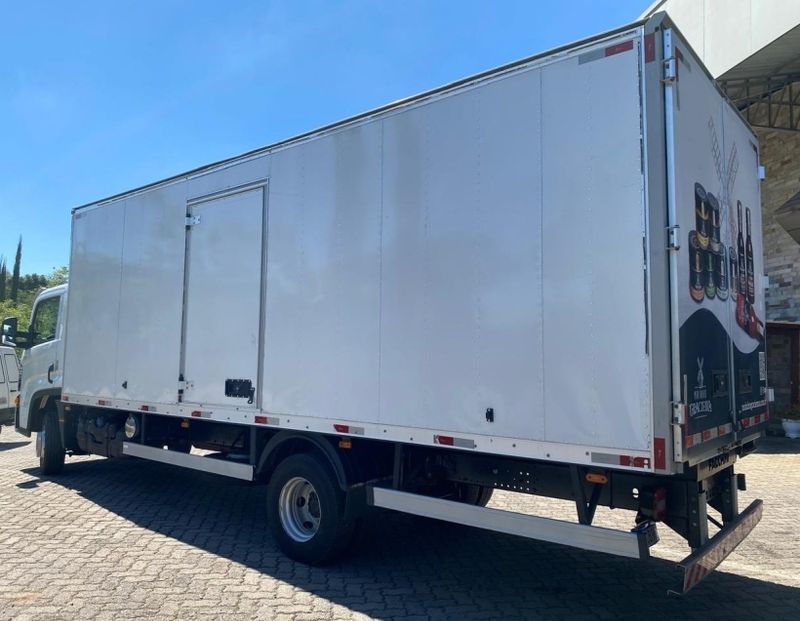 Volkswagen 11180 11-180 Delivery(E5) Baú 2021/2022 CAMINHÕES & CAMIONETAS PASSO FUNDO / Carros no Vale