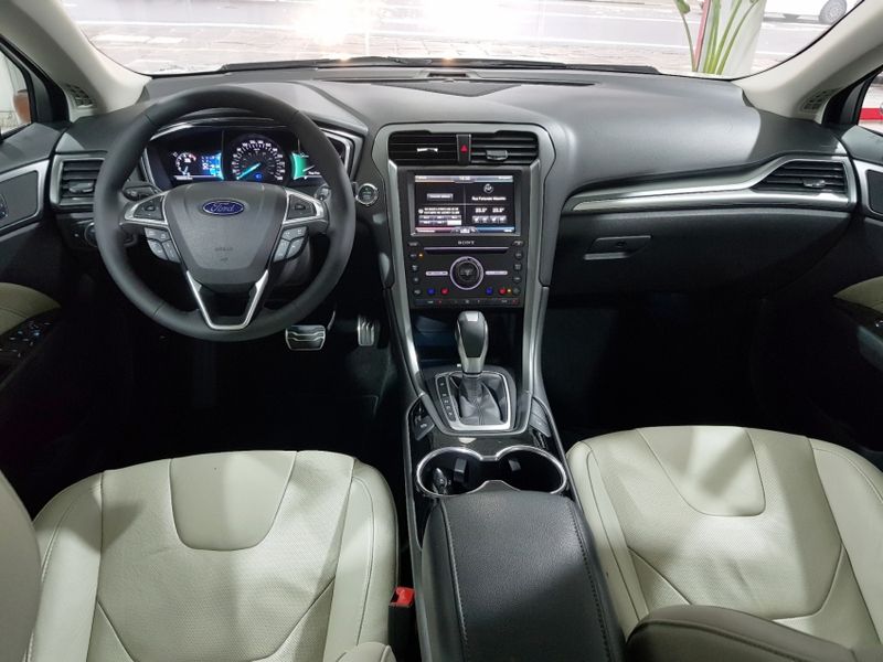 Ford FUSION 2.0 TITANIUM AWD 16V GASOLINA 4P AUTOMÁTICO 2016/2016 ADVANT AUTOMÓVEIS CAXIAS DO SUL / Carros no Vale