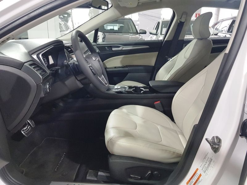 Ford FUSION 2.0 TITANIUM AWD 16V GASOLINA 4P AUTOMÁTICO 2016/2016 ADVANT AUTOMÓVEIS CAXIAS DO SUL / Carros no Vale