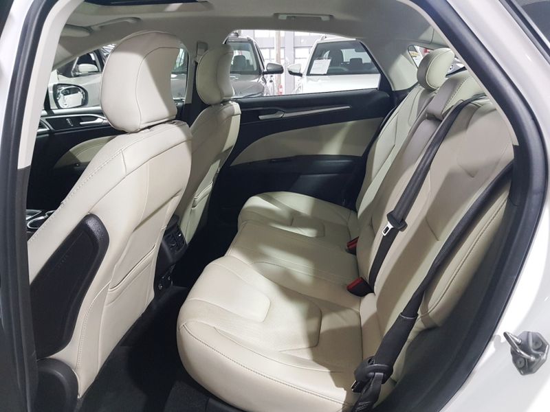 Ford FUSION 2.0 TITANIUM AWD 16V GASOLINA 4P AUTOMÁTICO 2016/2016 ADVANT AUTOMÓVEIS CAXIAS DO SUL / Carros no Vale