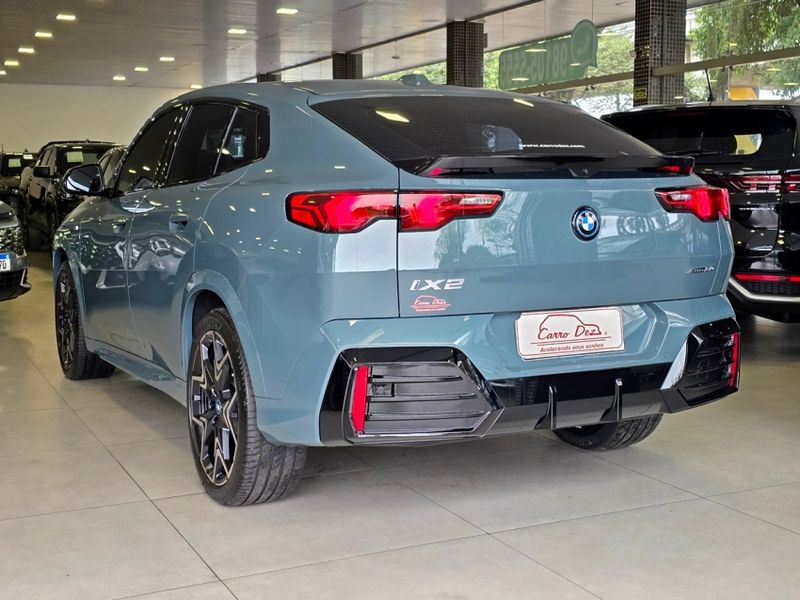BMW IX2 64,8 KW ELÉTRICO XDRIVE30 M SPORT 2024/2025 CARRO DEZ NOVO HAMBURGO / Carros no Vale