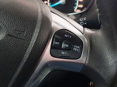 Ford FIESTA 1.6 TITANIUM HATCH 16V FLEX 4P POWERSHIFT 2014/2014 ADVANT AUTOMÓVEIS CAXIAS DO SUL / Carros no Vale