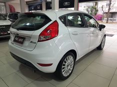 Ford FIESTA 1.6 TITANIUM HATCH 16V FLEX 4P POWERSHIFT 2014/2014 ADVANT AUTOMÓVEIS CAXIAS DO SUL / Carros no Vale