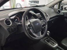 Ford FIESTA 1.6 TITANIUM HATCH 16V FLEX 4P POWERSHIFT 2014/2014 ADVANT AUTOMÓVEIS CAXIAS DO SUL / Carros no Vale