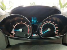 Ford FIESTA 1.6 TITANIUM HATCH 16V FLEX 4P POWERSHIFT 2014/2014 ADVANT AUTOMÓVEIS CAXIAS DO SUL / Carros no Vale