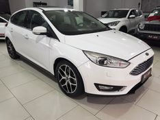 Ford FOCUS 2.0 TITANIUM PLUS 16V FLEX 4P POWERSHIFT 2017/2018 ADVANT AUTOMÓVEIS CAXIAS DO SUL / Carros no Vale