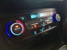 Ford FOCUS 2.0 TITANIUM PLUS 16V FLEX 4P POWERSHIFT 2017/2018 ADVANT AUTOMÓVEIS CAXIAS DO SUL / Carros no Vale