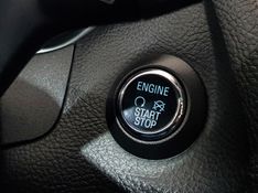 Ford FOCUS 2.0 TITANIUM PLUS SEDAN 16V FLEX 4P POWERSHIFT 2015/2015 ADVANT AUTOMÓVEIS CAXIAS DO SUL / Carros no Vale