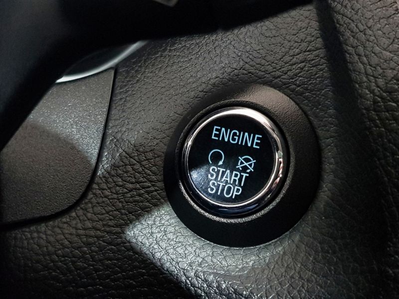 Ford FOCUS 2.0 TITANIUM PLUS SEDAN 16V FLEX 4P POWERSHIFT 2015/2015 ADVANT AUTOMÓVEIS CAXIAS DO SUL / Carros no Vale