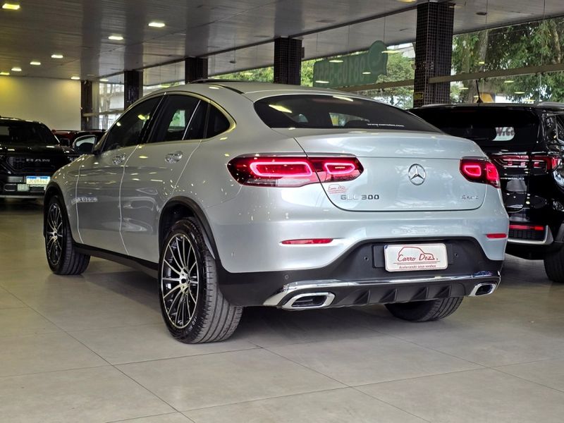Mercedes-Benz GLC 300 2.0 CGI GASOLINA COUPÉ 4MATIC 9G-TRONIC 2019/2020 CARRO DEZ NOVO HAMBURGO / Carros no Vale