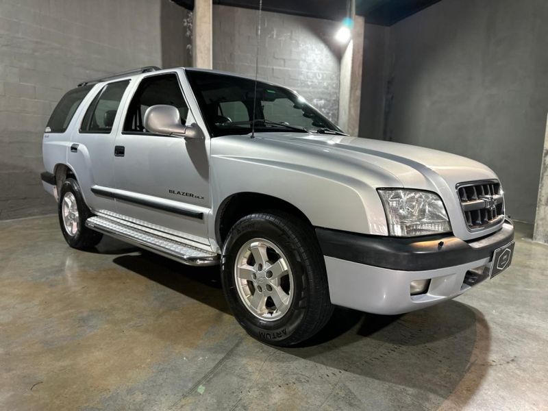 Chevrolet BLAZER 2.8 4X4 8V TURBO INTERCOOLER DIESEL 4P MANUAL 2005/2005 CARRO AUTOMARCAS CAXIAS DO SUL / Carros no Vale