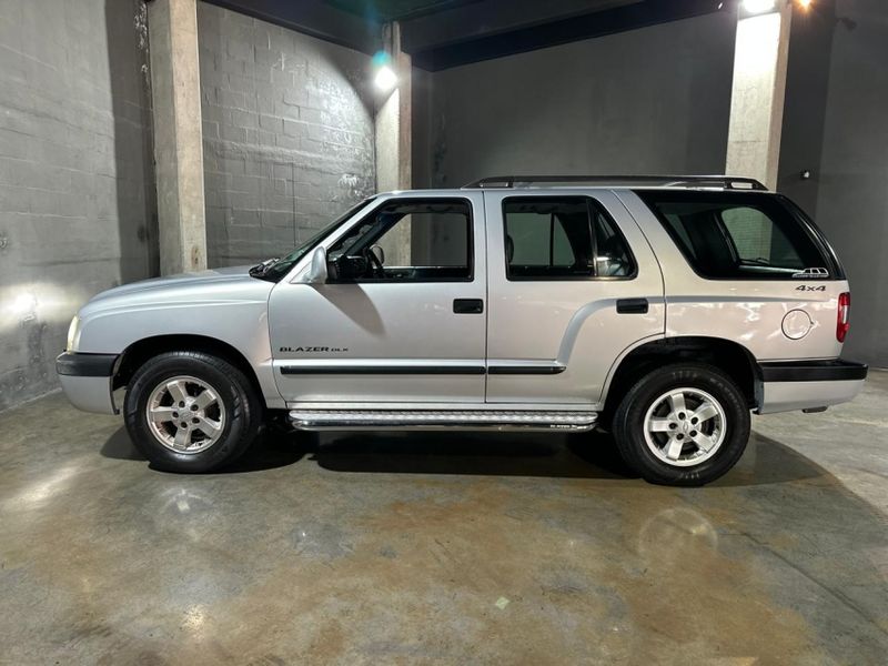 Chevrolet BLAZER 2.8 4X4 8V TURBO INTERCOOLER DIESEL 4P MANUAL 2005/2005 CARRO AUTOMARCAS CAXIAS DO SUL / Carros no Vale
