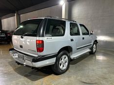 Chevrolet BLAZER 2.8 4X4 8V TURBO INTERCOOLER DIESEL 4P MANUAL 2005/2005 CARRO AUTOMARCAS CAXIAS DO SUL / Carros no Vale