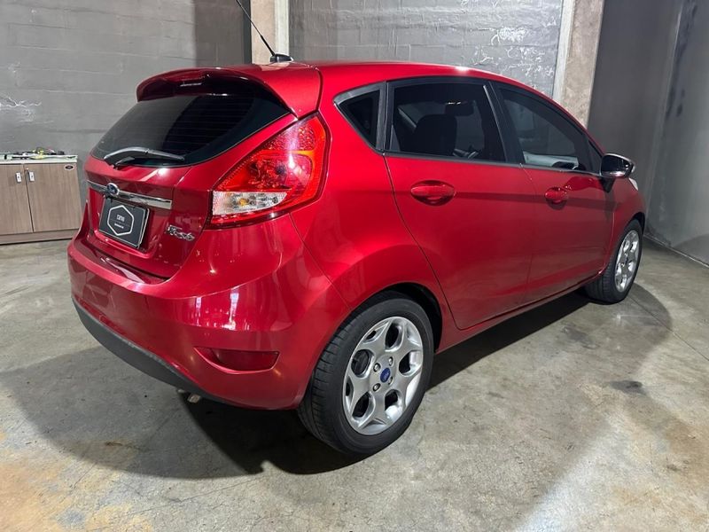 Ford FIESTA 1.6 SE HATCH 16V FLEX 4P MANUAL 2012/2012 CARRO AUTOMARCAS CAXIAS DO SUL / Carros no Vale