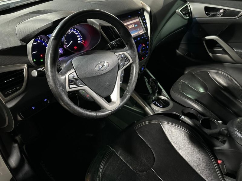 Hyundai VELOSTER 1.6 16V GASOLINA 3P AUTOMÁTICO 2012/2013 CARRO AUTOMARCAS CAXIAS DO SUL / Carros no Vale