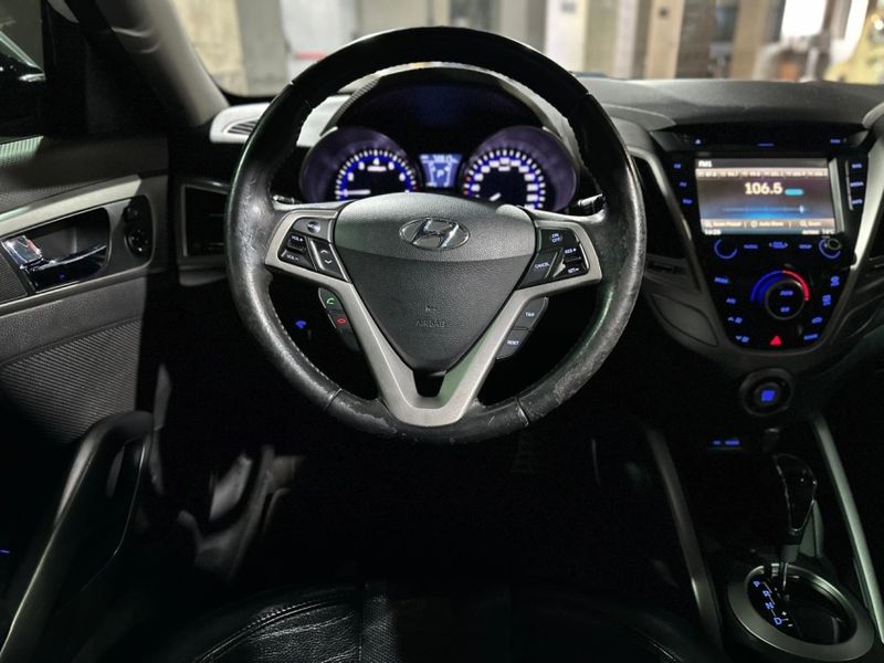 Hyundai VELOSTER 1.6 16V GASOLINA 3P AUTOMÁTICO 2012/2013 CARRO AUTOMARCAS CAXIAS DO SUL / Carros no Vale