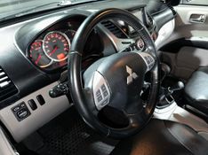 Mitsubishi L200 TRITON 3.2 HPE 4X4 CD 16V TURBO INTERCOOLER DIESEL 4P MANUAL 2009/2010 CARRO AUTOMARCAS CAXIAS DO SUL / Carros no Vale