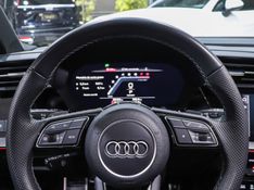 Audi A3 2.0 40 TFSI MHEV SPORTBACK PERFORMANCE BLACK S-TRONIC 2023/2023 VIA BELLA VEÍCULOS ESPECIAIS CAXIAS DO SUL / Carros no Vale