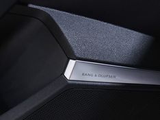 Audi A3 2.0 40 TFSI MHEV SPORTBACK PERFORMANCE BLACK S-TRONIC 2023/2023 VIA BELLA VEÍCULOS ESPECIAIS CAXIAS DO SUL / Carros no Vale