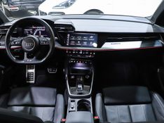 Audi A3 2.0 40 TFSI MHEV SPORTBACK PERFORMANCE BLACK S-TRONIC 2023/2023 VIA BELLA VEÍCULOS ESPECIAIS CAXIAS DO SUL / Carros no Vale