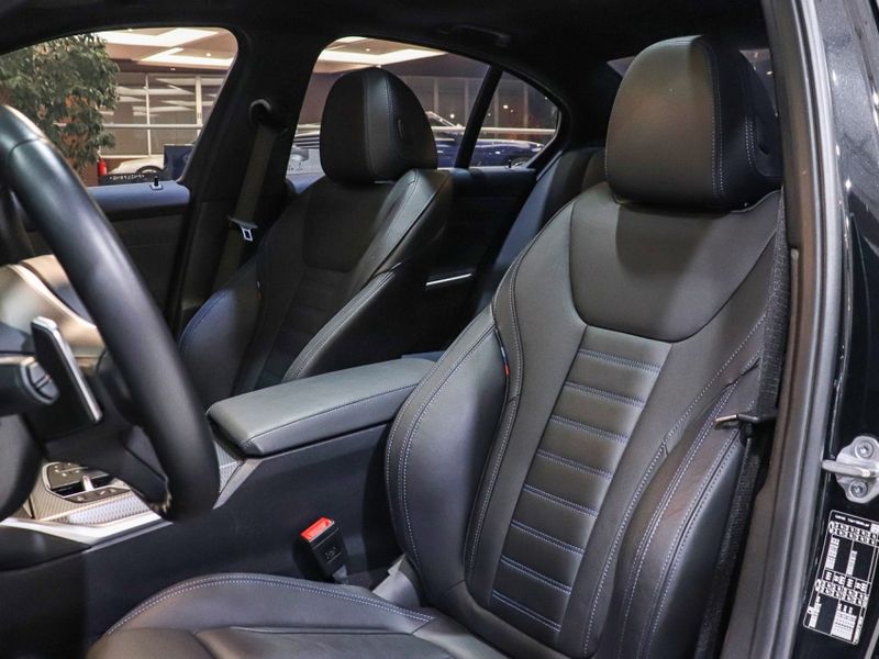 BMW 320i 2.0 16V TURBO FLEX M SPORT AUTOMÁTICO 2023/2023 VIA BELLA VEÍCULOS ESPECIAIS CAXIAS DO SUL / Carros no Vale