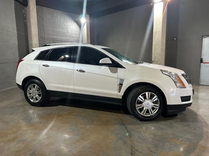 Cadillac SRX 3.0 CROSSOVER AWD V6 GASOLINA 4P AUTOMÁTICO 2010/2011 CARRO AUTOMARCAS CAXIAS DO SUL / Carros no Vale