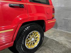 JEEP GRAND CHEROKEE 5.2 LIMITED 4X4 V8 16V GASOLINA 4P AUTOMÁTICO 1993/1993 CARRO AUTOMARCAS CAXIAS DO SUL / Carros no Vale