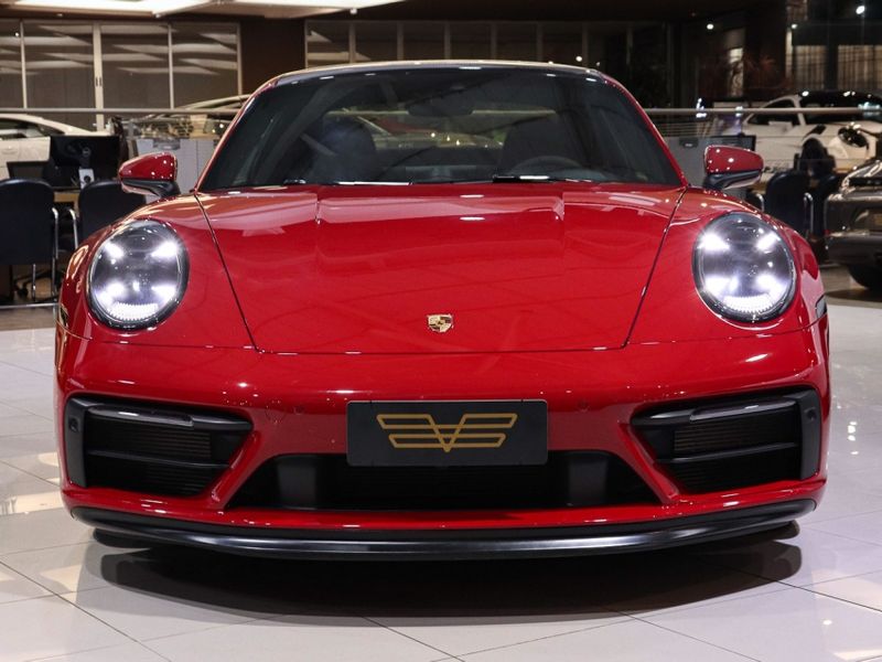 Porsche 911 3.0 24V H6 GASOLINA CARRERA GTS PDK 2022/2022 VIA BELLA VEÍCULOS ESPECIAIS CAXIAS DO SUL / Carros no Vale