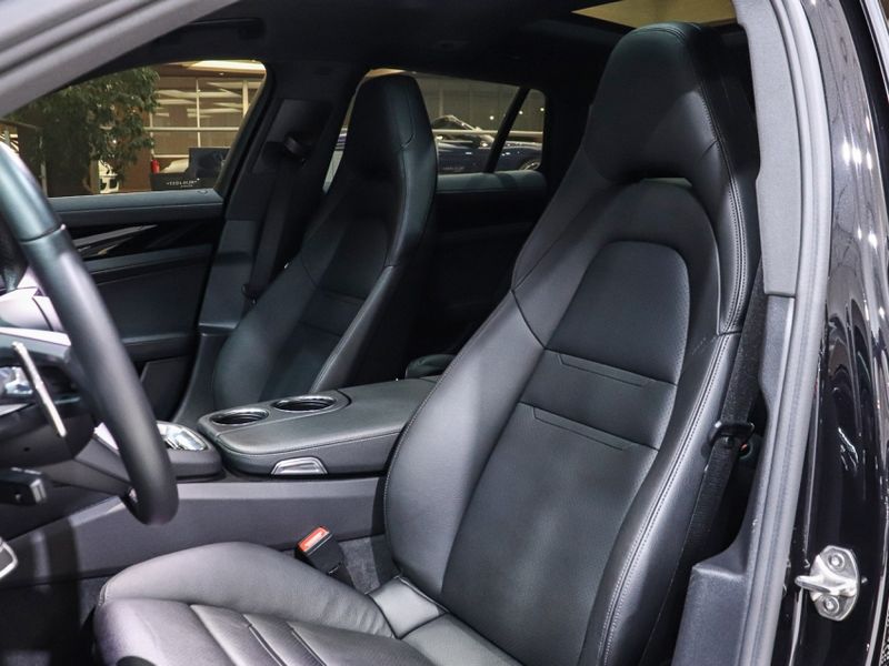 Porsche PANAMERA 2.9 V6 E-HYBRID 4 SPORT TURISMO PDK 2022/2022 VIA BELLA VEÍCULOS ESPECIAIS CAXIAS DO SUL / Carros no Vale