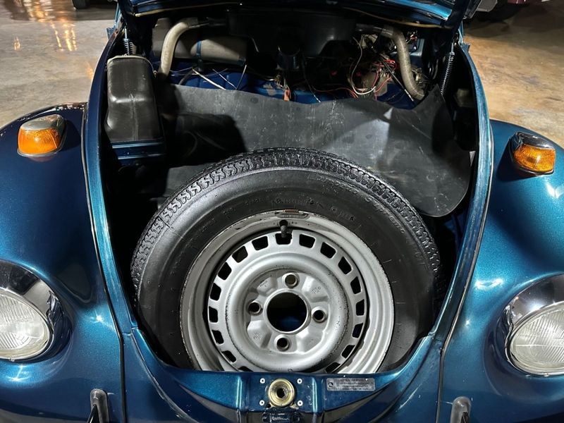 Volkswagen FUSCA 1.6 8V GASOLINA 2P MANUAL 1995/1995 CARRO AUTOMARCAS CAXIAS DO SUL / Carros no Vale